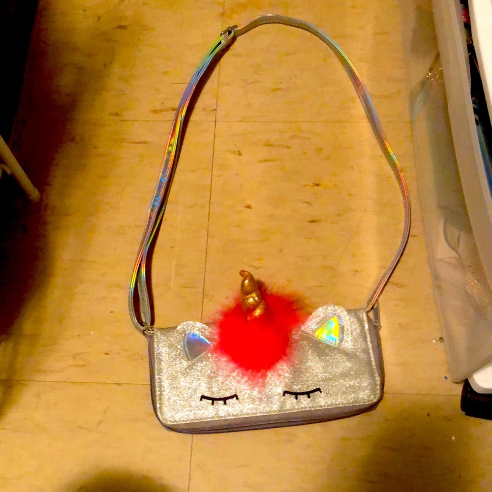I am selling a bag